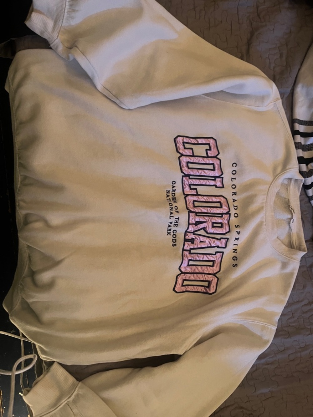Bluenotes Cream Sweatshirt with Pink Colorado Logo